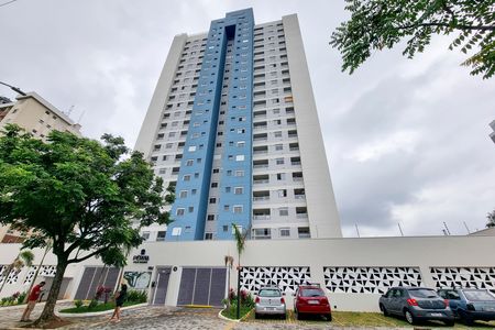 Apartamento para alugar com 64m², 2 quartos e 1 vaga Apartamento para alugar com 64m², 2 quartos e 1 vagaFachada