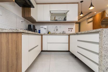Apartamento à venda com 92m², 2 quartos e 1 vaga Apartamento à venda com 92m², 2 quartos e 1 vagaCozinha - Armários