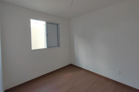 Apartamento à venda com 47m², 2 quartos e 1 vagaQuarto 2