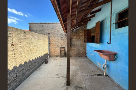 Casa à venda com 40m², 2 quartos e 1 vagaÁrea comum