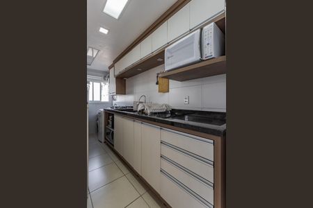 Apartamento à venda com 60m², 2 quartos e 1 vagaCozinha e Área de Serviço