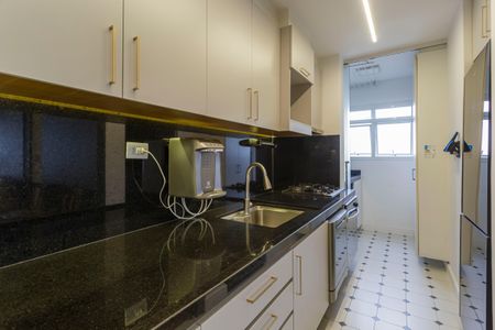Apartamento para alugar com 118m², 2 quartos e 2 vagasCozinha