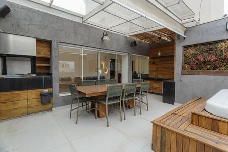 Apartamento para alugar com 118m², 2 quartos e 2 vagasÁrea externa