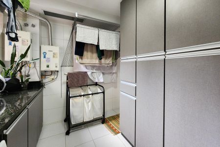 Apartamento para alugar com 243m², 3 quartos e 3 vagasÁrea de Serviço