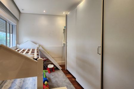 Apartamento para alugar com 243m², 3 quartos e 3 vagasSuíte 2