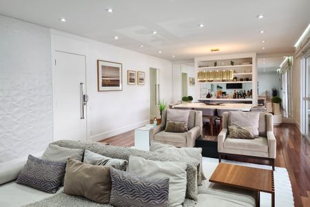 Apartamento para alugar com 243m², 3 quartos e 3 vagasSala