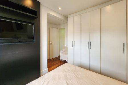Apartamento para alugar com 243m², 3 quartos e 3 vagasSuíte 1
