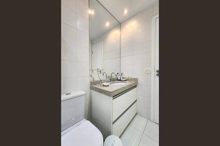 Apartamento para alugar com 243m², 3 quartos e 3 vagasBanheiro da Suíte 2