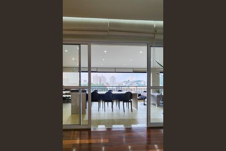 Apartamento para alugar com 243m², 3 quartos e 3 vagasVaranda Gourmet