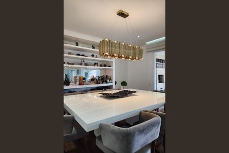 Apartamento para alugar com 243m², 3 quartos e 3 vagasSala