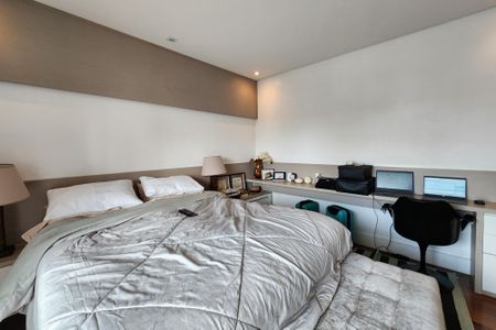 Apartamento para alugar com 243m², 3 quartos e 3 vagasSuíte 3