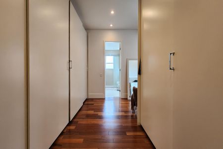 Apartamento para alugar com 243m², 3 quartos e 3 vagasSuíte 3