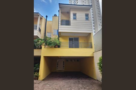 Casa de condomínio à venda com 204m², 3 quartos e 2 vagas Casa de condomínio à venda com 204m², 3 quartos e 2 vagasFoto 01