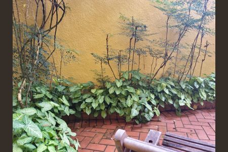 Casa de condomínio à venda com 204m², 3 quartos e 2 vagas Casa de condomínio à venda com 204m², 3 quartos e 2 vagasFoto 01