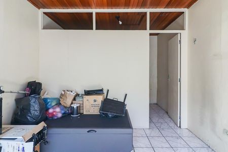 Casa à venda com 125m², 3 quartos e 1 vaga Casa à venda com 125m², 3 quartos e 1 vagaEdícula / Escritório