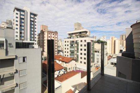 Apartamento à venda com 130m², 2 quartos e 2 vagasVaranda/Sala