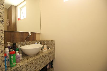 Apartamento à venda com 130m², 2 quartos e 2 vagasLavabo