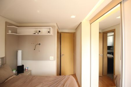 Apartamento à venda com 130m², 2 quartos e 2 vagasQuarto