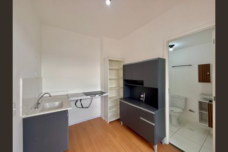 Apartamento para alugar com 36m², 1 quarto e sem vaga Apartamento para alugar com 36m², 1 quarto e sem vagaCozinha