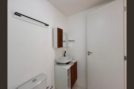 Apartamento para alugar com 36m², 1 quarto e sem vaga Apartamento para alugar com 36m², 1 quarto e sem vagaBanheiro