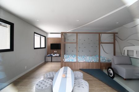 Apartamento para alugar com 130m², 3 quartos e 2 vagasÁrea comum - Brinquedoteca