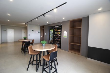 Apartamento para alugar com 130m², 3 quartos e 2 vagasÁrea comum - Mercado