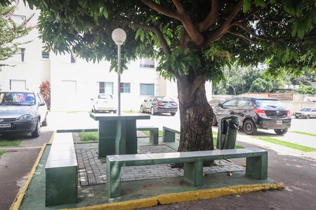 Apartamento à venda com 45m², 2 quartos e 1 vaga Apartamento à venda com 45m², 2 quartos e 1 vagaArea de Descanso