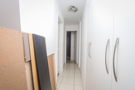 Apartamento à venda com 45m², 2 quartos e 1 vaga Apartamento à venda com 45m², 2 quartos e 1 vagaCorredor