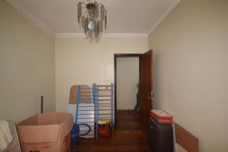 Casa à venda com 450m², 4 quartos e 4 vagasQuarto 2