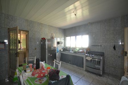 Casa à venda com 450m², 4 quartos e 4 vagasCozinha