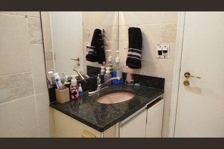 Casa à venda com 150m², 3 quartos e 1 vagaBanheiro  - suíte 1