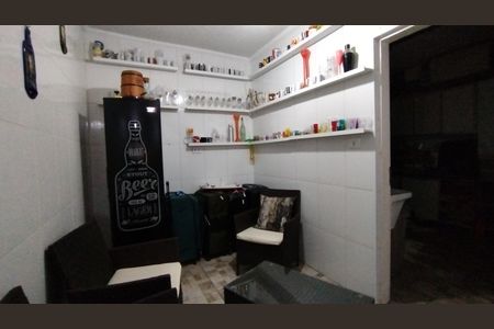 Casa à venda com 150m², 3 quartos e 1 vagaÁrea gourmet