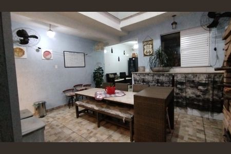 Casa à venda com 150m², 3 quartos e 1 vagaÁrea gourmet