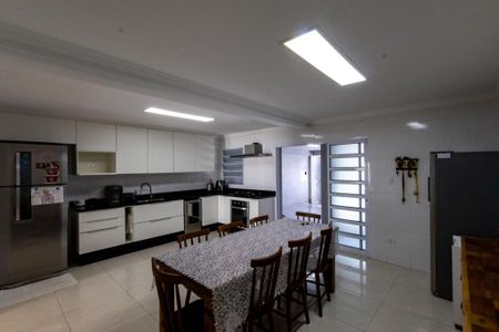Casa à venda com 200m², 3 quartos e 3 vagasCozinha