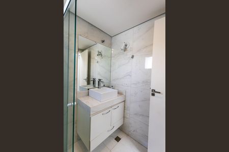 Casa à venda com 200m², 3 quartos e 3 vagasBanheiro da Suíte