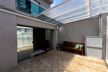 Casa à venda com 200m², 3 quartos e 3 vagasGaragem Frente