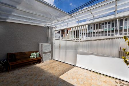 Casa à venda com 200m², 3 quartos e 3 vagasGaragem Frente