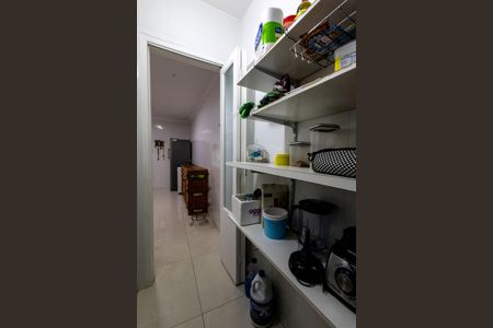Casa à venda com 200m², 3 quartos e 3 vagasdespensa