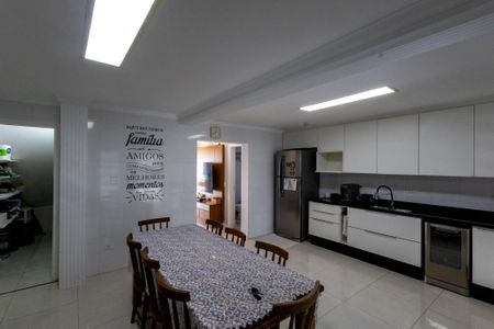 Casa à venda com 200m², 3 quartos e 3 vagasCozinha