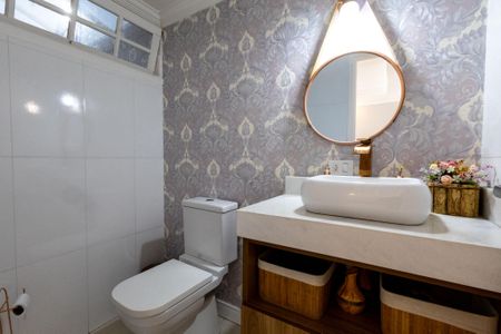 Casa à venda com 200m², 3 quartos e 3 vagasLavabo