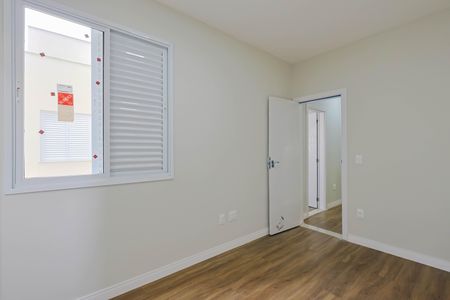 Casa à venda com 160m², 4 quartos e 3 vagas Casa à venda com 160m², 4 quartos e 3 vagasSuíte 1