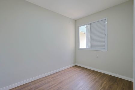 Casa à venda com 160m², 4 quartos e 3 vagas Casa à venda com 160m², 4 quartos e 3 vagasQuarto 2