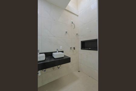 Casa à venda com 160m², 4 quartos e 3 vagas Casa à venda com 160m², 4 quartos e 3 vagasBanheiro da Suíte 2