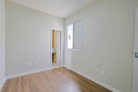 Casa à venda com 160m², 4 quartos e 3 vagas Casa à venda com 160m², 4 quartos e 3 vagasSuíte 1