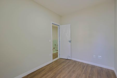 Casa à venda com 160m², 4 quartos e 3 vagas Casa à venda com 160m², 4 quartos e 3 vagasQuarto 2