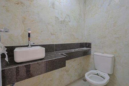 Casa à venda com 160m², 4 quartos e 3 vagas Casa à venda com 160m², 4 quartos e 3 vagasLavabo