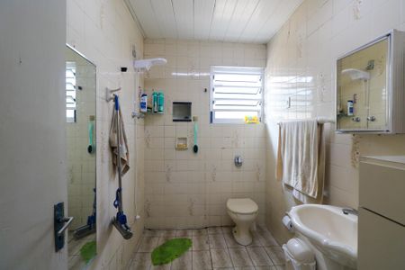 Casa à venda com 78m², 2 quartos e 1 vaga Casa à venda com 78m², 2 quartos e 1 vagaBanheiro