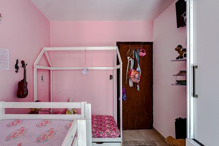 Casa à venda com 210m², 3 quartos e 2 vagasQuarto 2