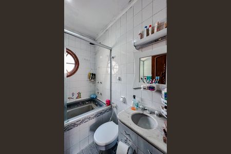 Casa à venda com 210m², 3 quartos e 2 vagasBanheiro da Suíte