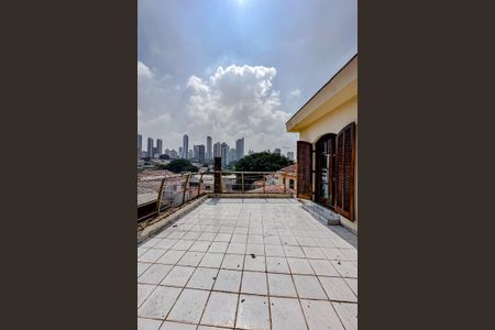 Casa à venda com 210m², 3 quartos e 2 vagasVaranda da Suíte